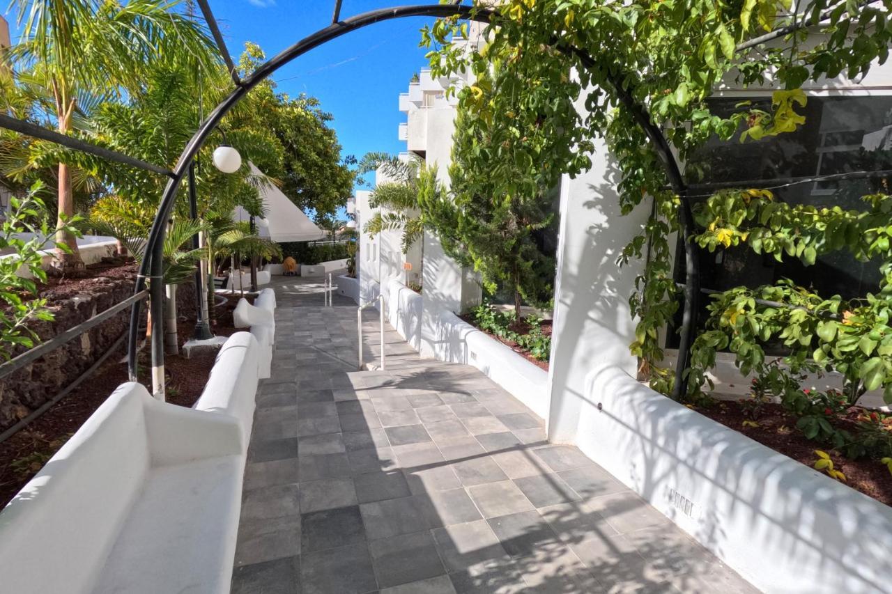 Stunning Apartment With Ocean View Playa Fanabe Exterior photo